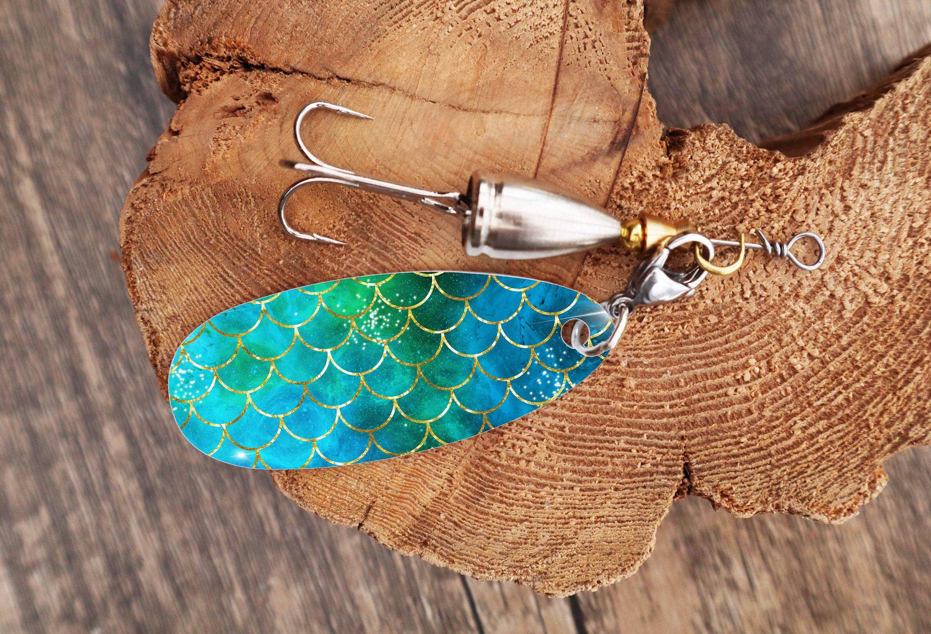 Personalized Fishing Lure, Custom Fishing Lures are a unique anniversary gift for parents and couples who love to fish,
