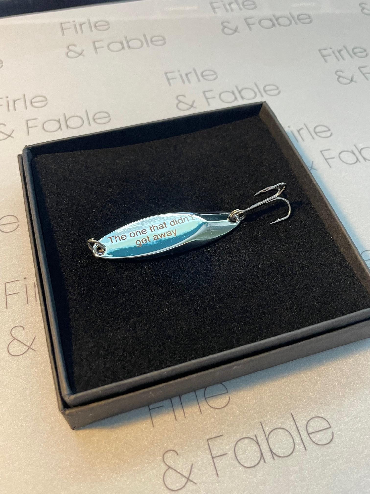 Personalised Fishing Lure Keepsake Gift – Custom Engraved Fisherman Gift, Tackle Box Accessory, Father’s Day or Birthday Gift for Him